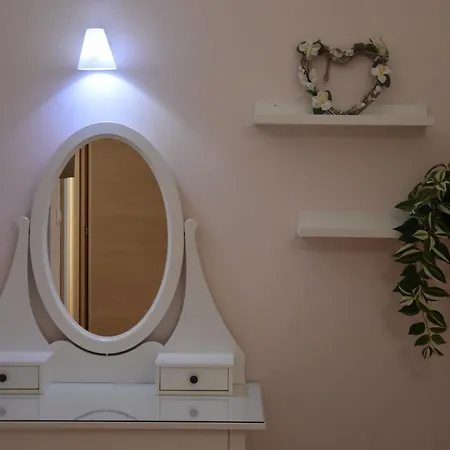 Apartamento Andria's Little House *